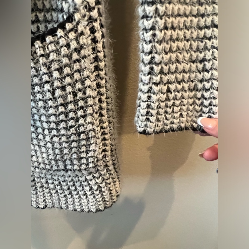 Princess Vera Wang Cardigan Women XL Black White Open Front Fuzzy Metallic Layer - Picture 9 of 14